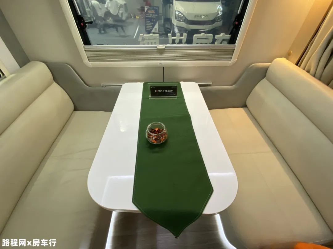 9.24上海房车展：精致小公寓，瑞弗首款拖挂-启界D470火热来袭