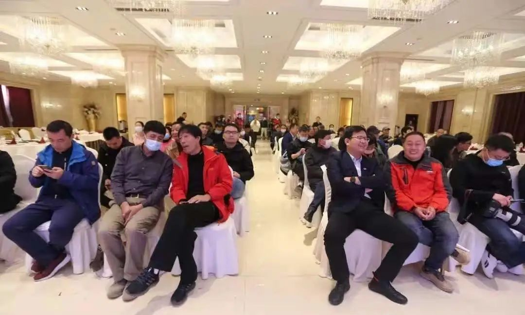 9.24上海房车展：爱旅途房车718团购会，厂家抄底直销！
