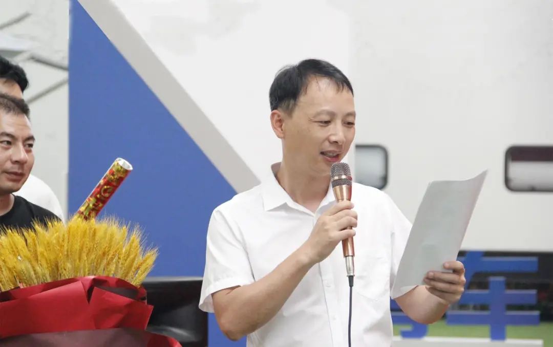 9.24上海房车展：隆翠&老约翰之旅号下线暨红色之旅启动仪式圆满结束!