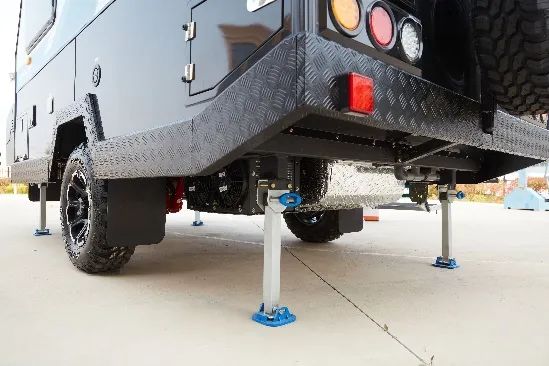 上汽大通MAXUS原厂房车家族再扩容——探索家X30&X50全地形拖挂房车，震撼上市！