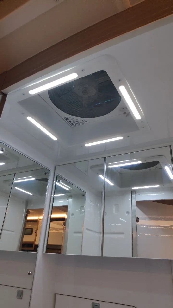 7.10上海房车购车节：外观酷炫，空间敢与C型相争艳，瑞弗启界R600房车