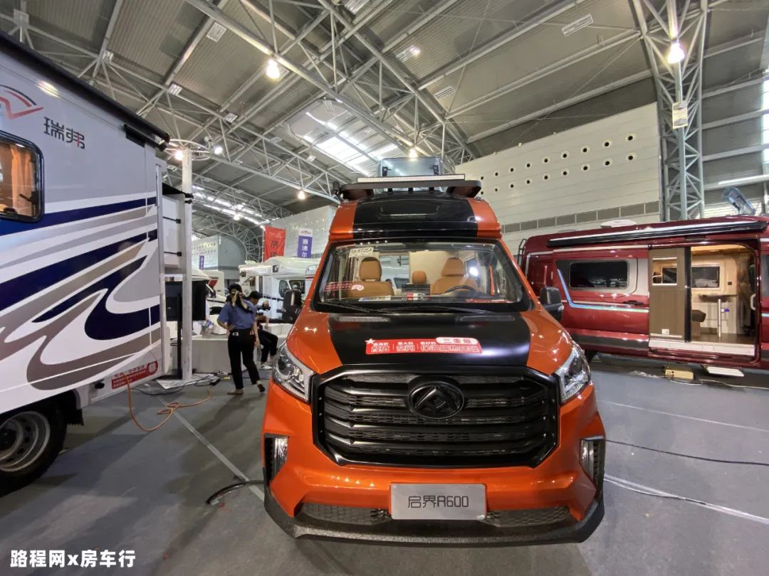 7.10上海房车购车节：外观酷炫，空间敢与C型相争艳，瑞弗启界R600房车