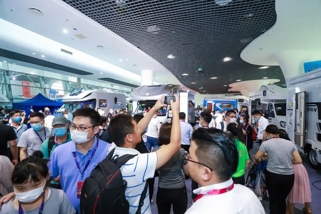房车露营行业电商新零售探索，路程网x房车行直播中心项目启动