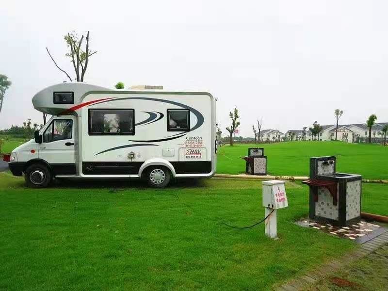 燃情8月，超低价的崇明房车住宿体验来了-明珠湖天鹅苑