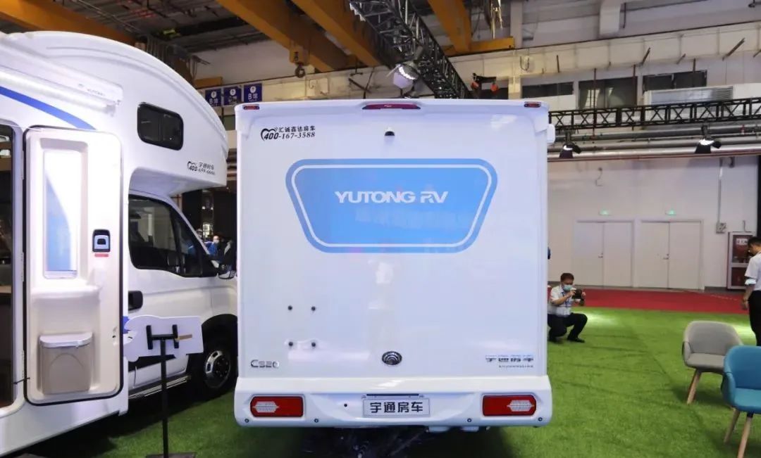 9.24上海房车展：时尚、小巧的宇通新款C520房车，高颜值谁不爱？