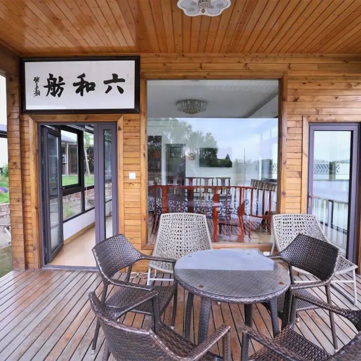 忘却城市喧嚣，来崇明采摘本土新鲜果蔬-上海假日岛房车露营地