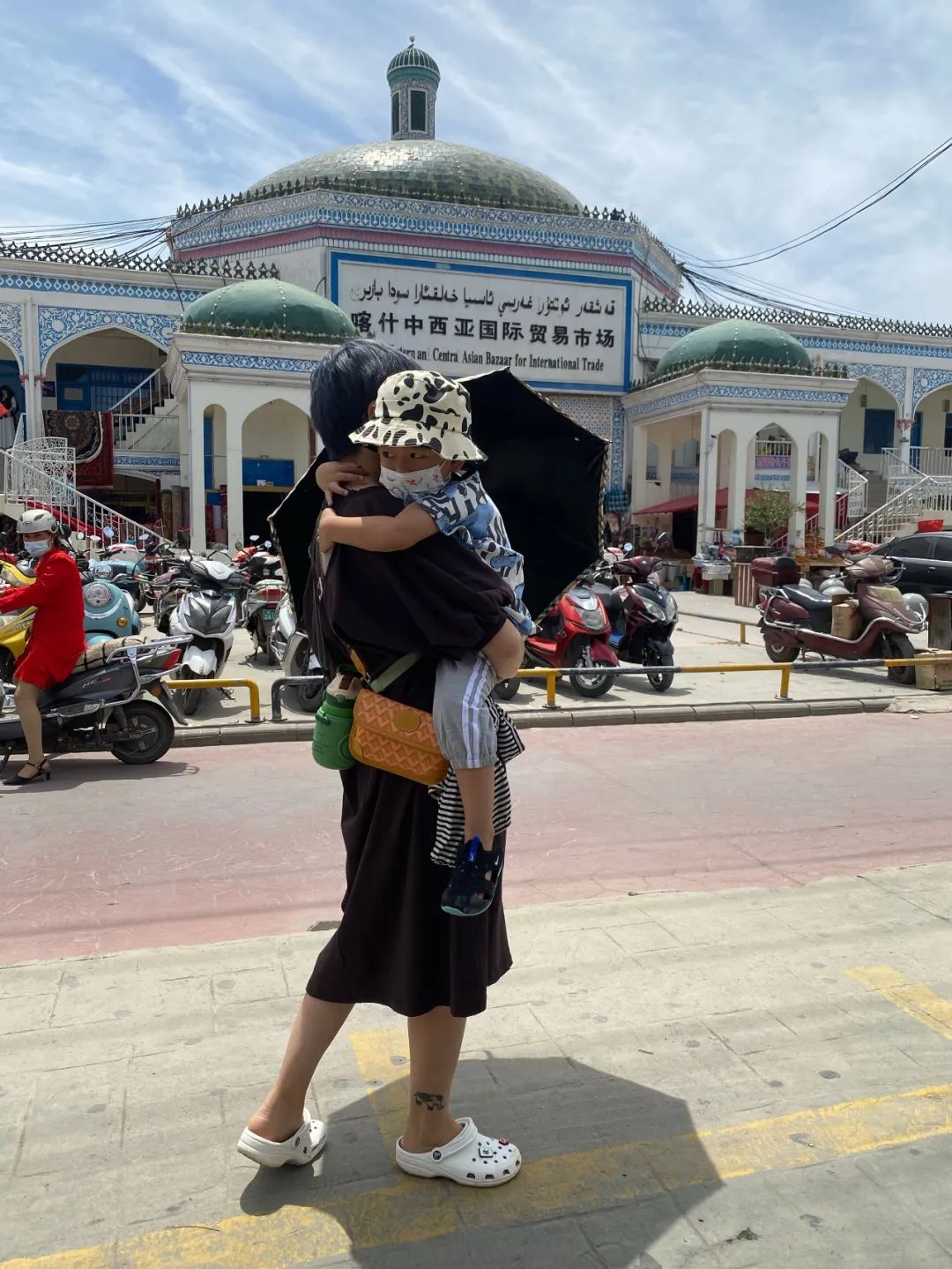 房车/旅行达人小马哥：行过万里路，更读万卷书！