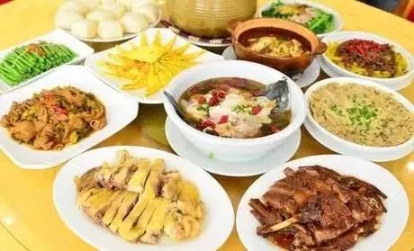 初入九月，不如一起观名山大川，听鸟语蝉鸣，享佳肴美馔——优质房车露营地精选合集(4)
