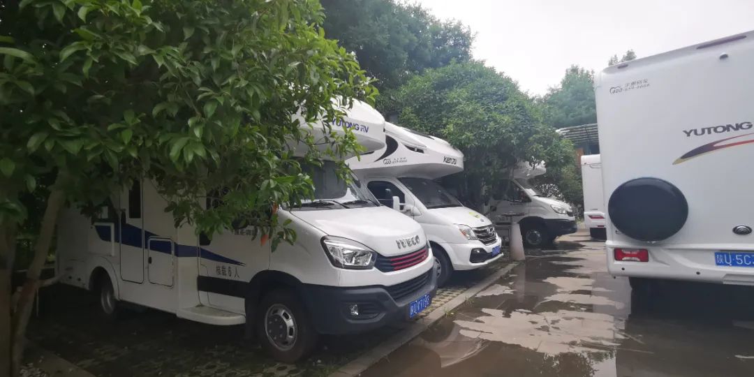 初入九月，不如一起观名山大川，听鸟语蝉鸣，享佳肴美馔——优质房车露营地精选合集(4)
