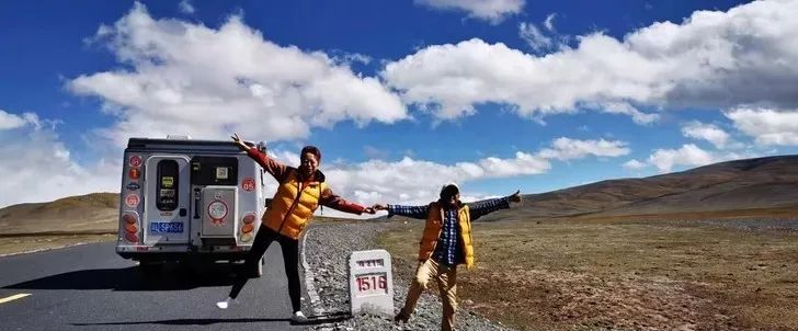 疫情下防护无忧,十余款全天候升降顶房车,进地库过限高大空间配置齐旅居全保障 疫情下防护无忧,十余款全天候升降顶房车,进地库过限高大空间配置齐旅居全保障