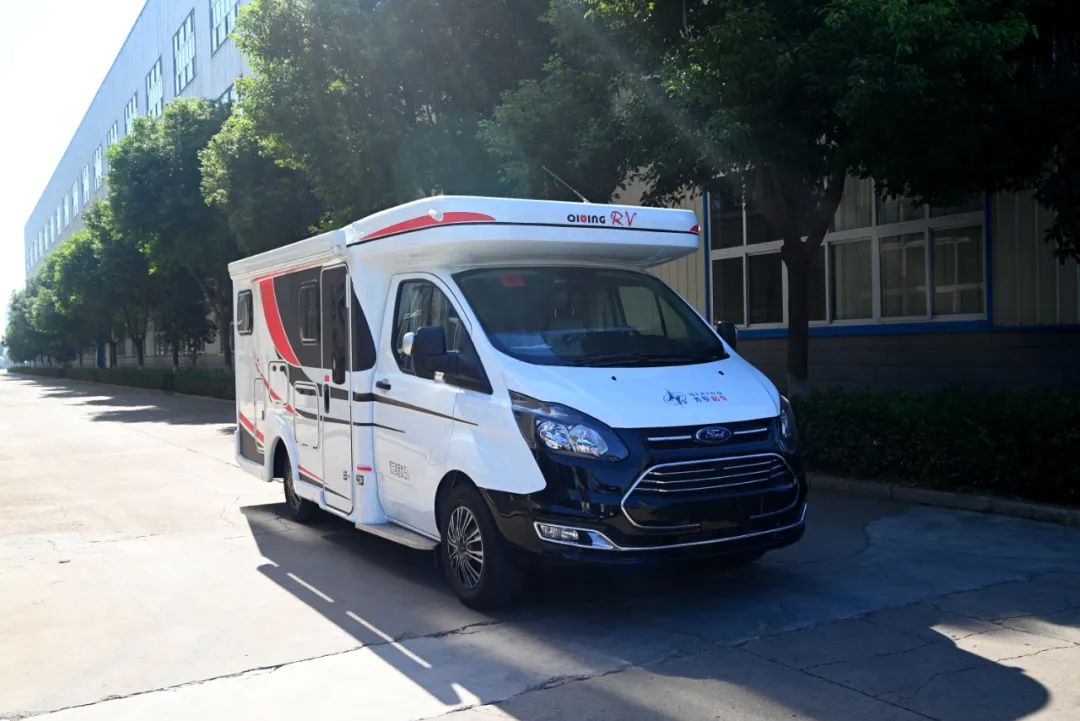 疫情下防护无忧,十余款全天候升降顶房车,进地库过限高大空间配置齐旅居全保障 疫情下防护无忧,十余款全天候升降顶房车,进地库过限高大空间配置齐旅居全保障