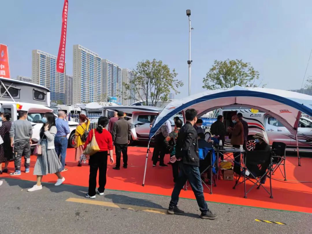 南昌国际汽车房车露营博览会进入收尾,汽车抖音帐号&直播全流程运营培训会成功召开! 南昌国际汽车房车露营博览会进入收尾,汽车抖音帐号&直播全流程运营培训会成功召开!