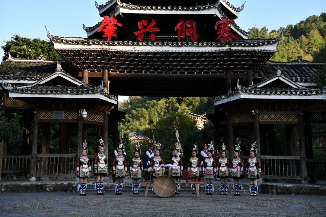 【房车旅行●广西全境11日游】南宁起止，桂林阳朔、龙脊梯田、贵州肇兴侗寨、巴马长寿乡、德天跨国大瀑布、万尾金滩、北海银滩、涠洲岛