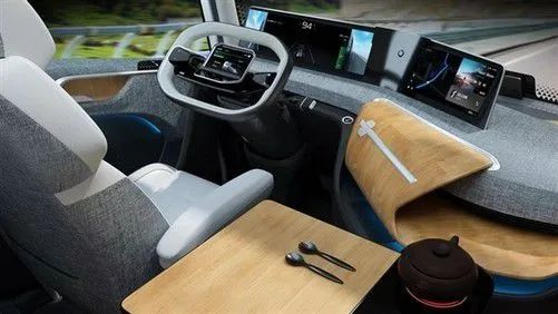 吉利发布首款房车？“无限续航”新能源智能重卡——远程星瀚H