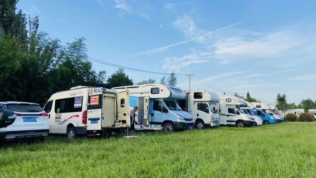 【全国营地】西北地区营地合集。在草原里约一场露营，清新自然